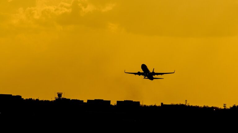FAA Certifies Boeing 737 Max 10